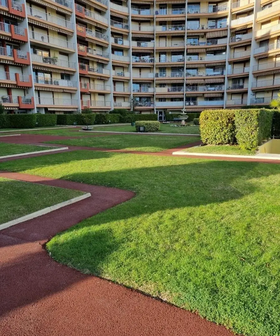 Apartment Joli Appartement En Residence Avec Piscine Et Gardien Mandelieu-la-Napoule France
